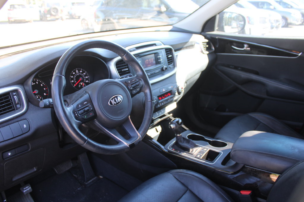 Used 2016 Kia Sorento EX FWD image 21