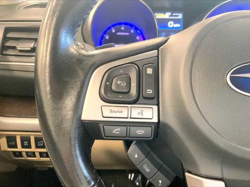 Used 2016 Subaru Outback 2.5i Limited image 25