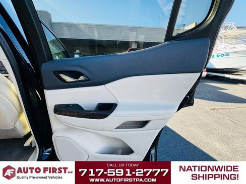 Used 2021 GMC Acadia Denali w/ Denali Ultimate Package image 26