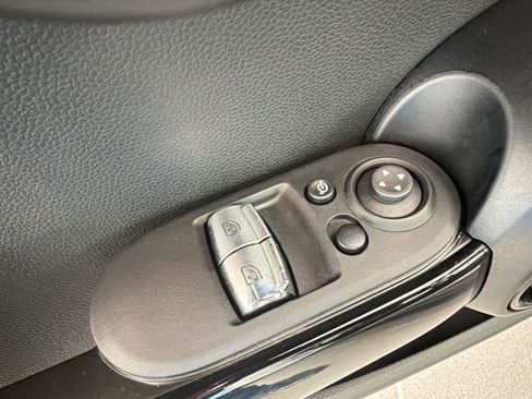 Certified 2024 MINI Cooper S image 21