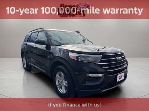 Used 2023 Ford Explorer XLT w/ Equipment Group 202A AWD/4WD image 2