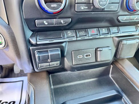 Used 2022 Chevrolet Silverado 1500 LT Trail Boss w/ Convenience Package II image 34