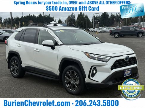 Used 2022 Toyota RAV4 XLE Premium w/ Carpet Mat Package (TMS) image 7