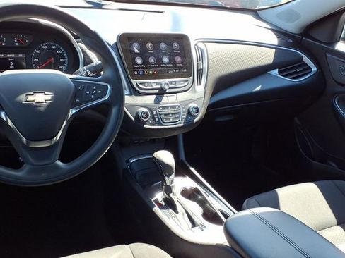 Used 2024 Chevrolet Malibu LT FWD image 7