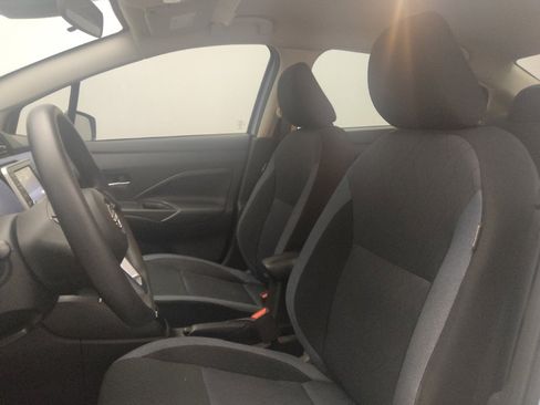Used 2024 Nissan Versa SV w/ Trunk Package FWD image 17
