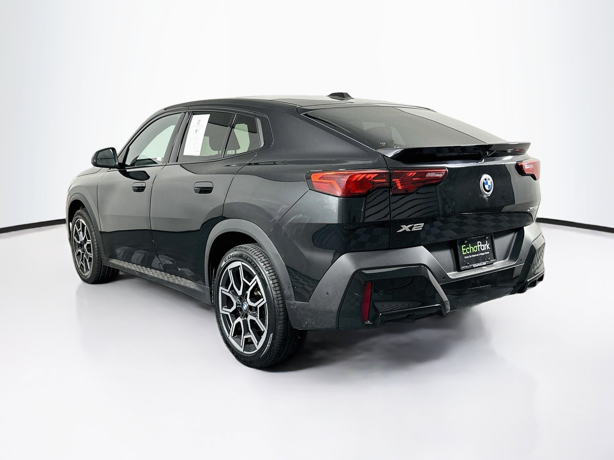 Used 2026 BMW X2 xDrive28i w/ Convenience Package AWD/4WD image 5