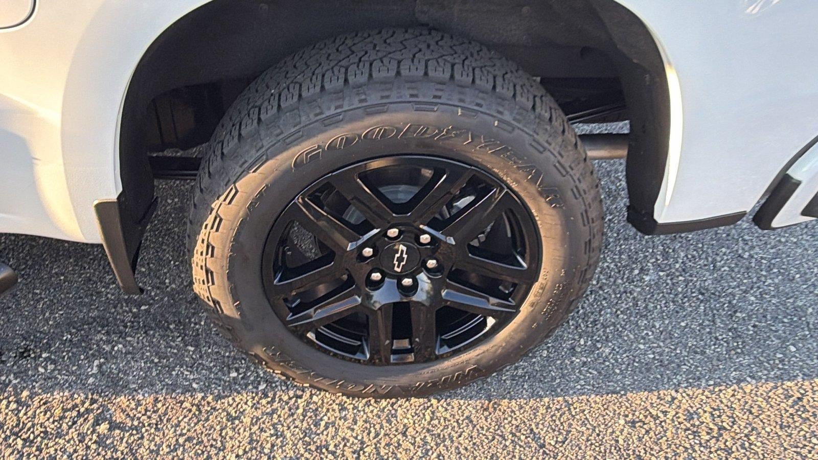 Used 2026 Chevrolet Silverado 1500 RST w/ Safety Package AWD/4WD image 9