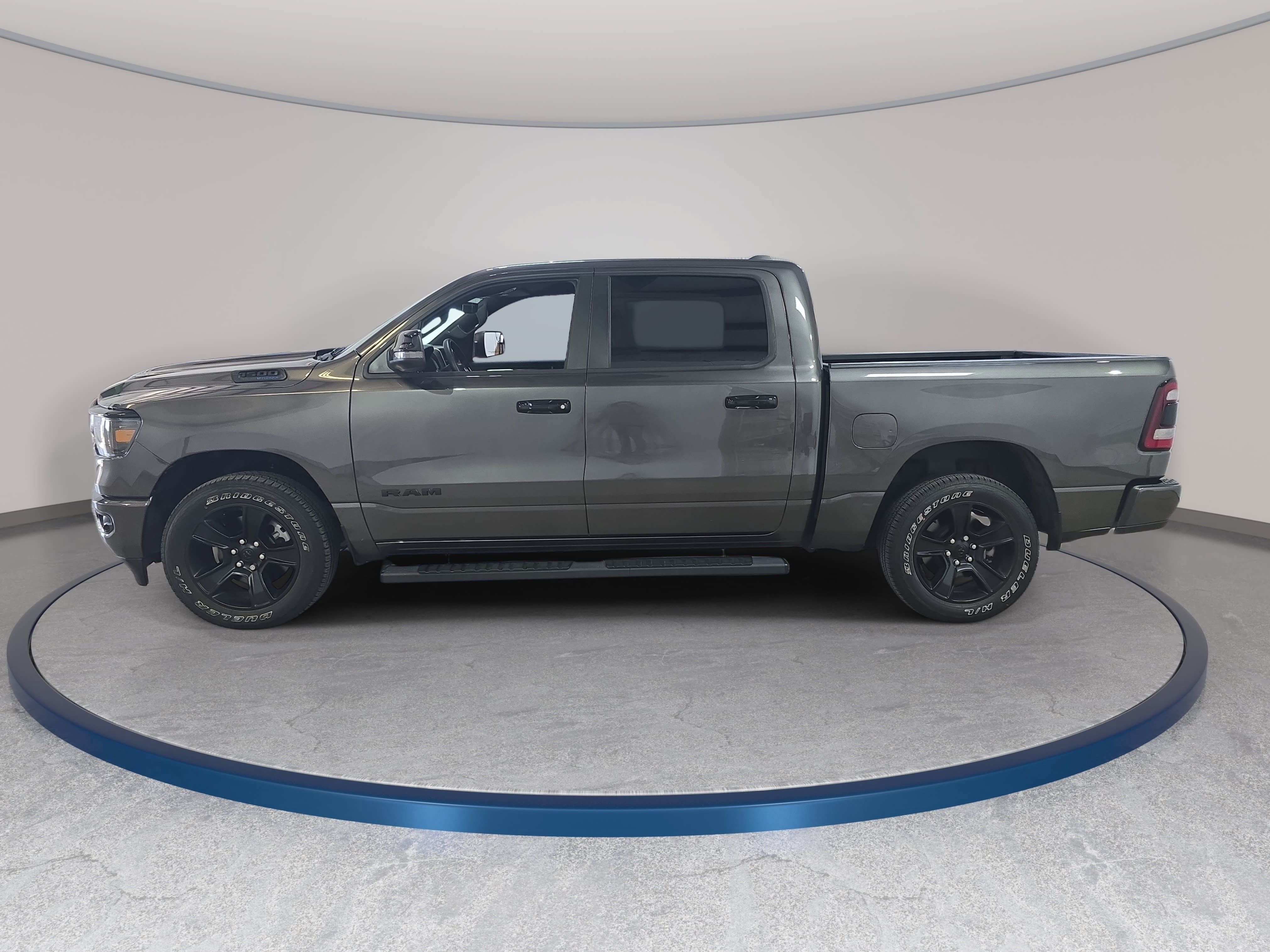 Used 2024 RAM 1500 Big Horn AWD/4WD image 9