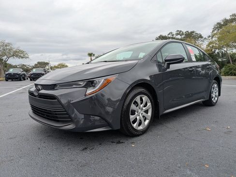 New 2026 Toyota Corolla LE FWD image 8