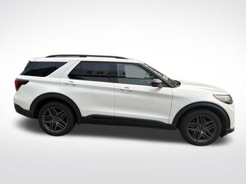 Used 2025 Ford Explorer ST w/ Sun And Sound Package AWD/4WD image 42
