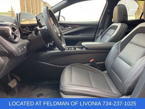 Used 2024 Chevrolet Blazer EV LT image 19