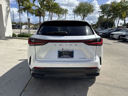 Used 2024 Lexus NX 250 FWD image 3