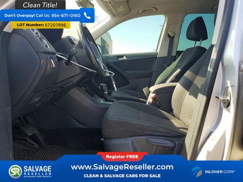 Used 2014 Volkswagen Tiguan S AWD/4WD image 9