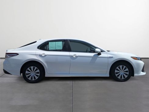 Certified 2020 Toyota Camry LE w/ Sunroof Package image 6