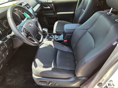 Used 2024 Toyota 4Runner TRD Off-Road Premium w/ Moonroof Package AWD/4WD image 7