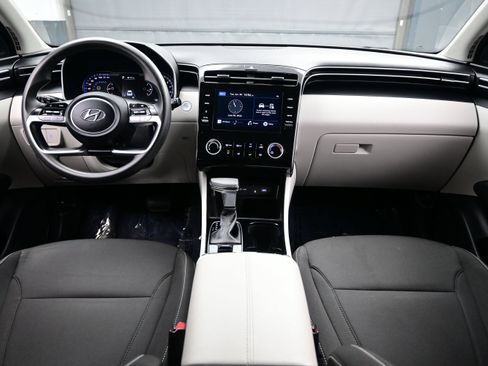 Certified 2023 Hyundai Tucson SEL AWD/4WD image 17