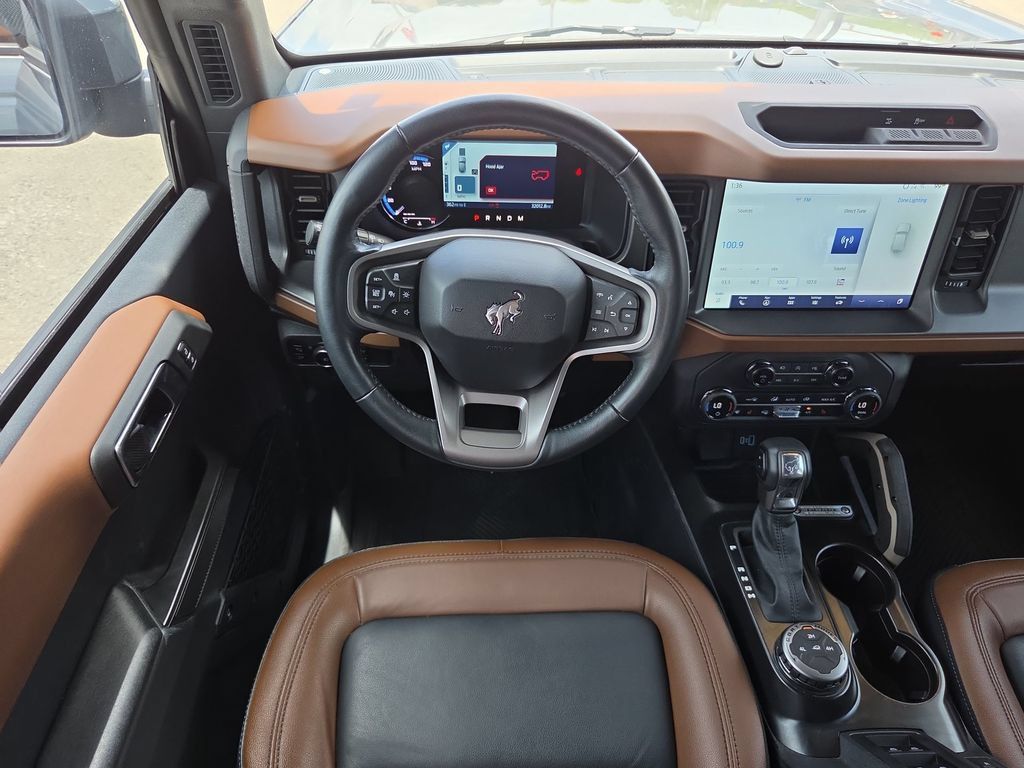 Used 2024 Ford Bronco Outer Banks AWD/4WD image 11