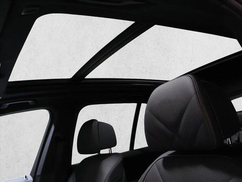 New 2026 BMW X5 xDrive50e AWD/4WD image 15