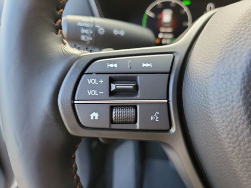 Used 2026 Honda CR-V Sport image 18
