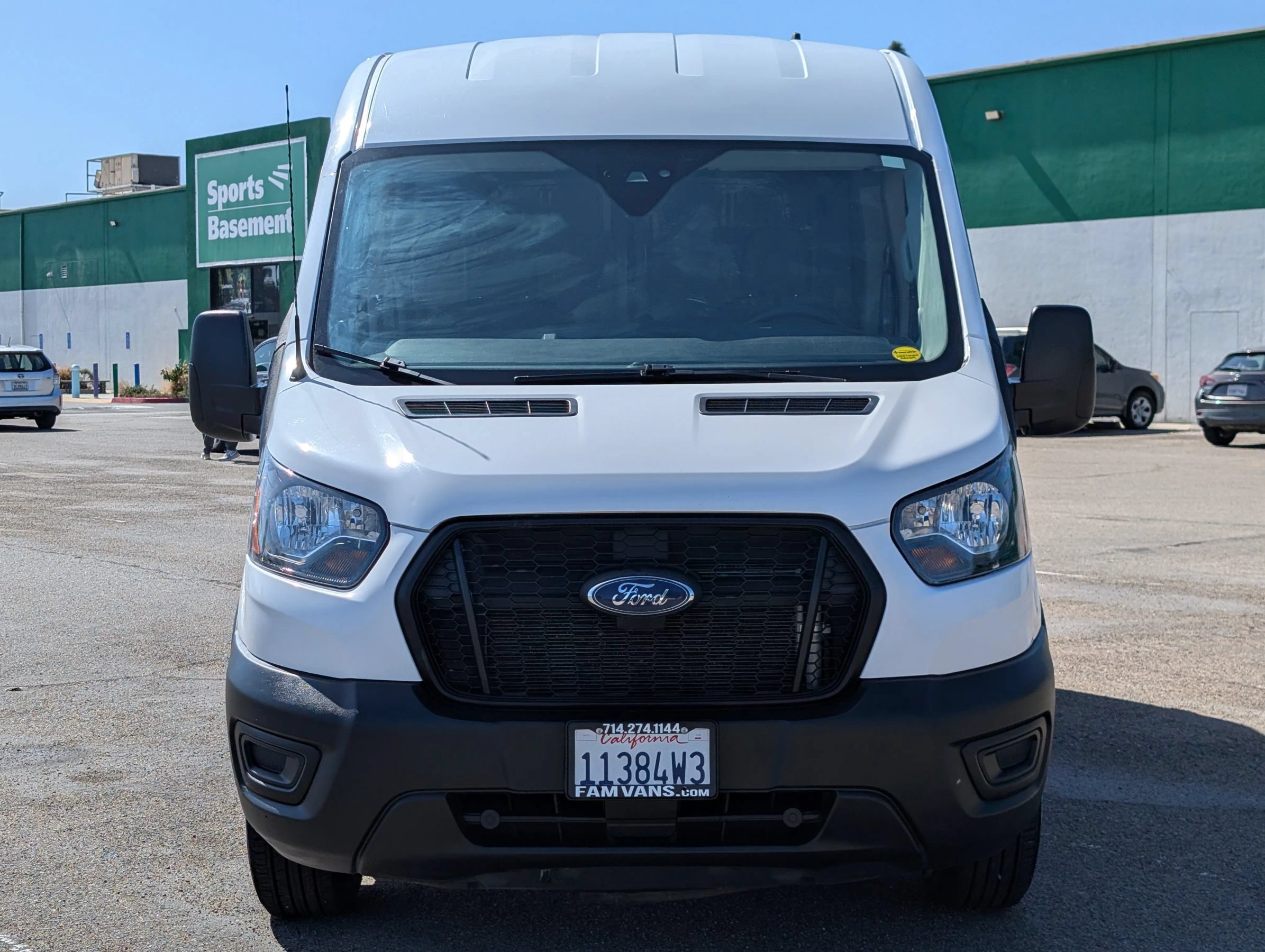 Used 2023 Ford Transit 250 Medium Roof RWD image 2