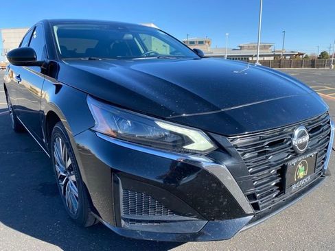 Certified 2023 Nissan Altima 2.5 SV image 8