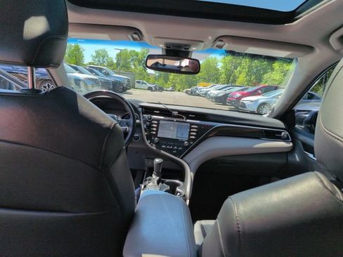 Used 2018 Toyota Camry XLE w/ Driver Assist Package FWD image 41