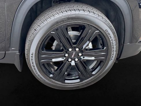 Used 2025 GMC Acadia Elevation w/ Elevation Premium Package AWD/4WD image 13