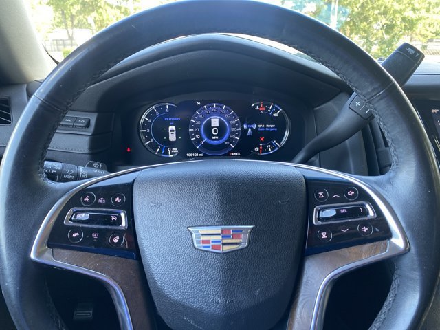 Used 2017 Cadillac Escalade ESV Luxury AWD/4WD image 22