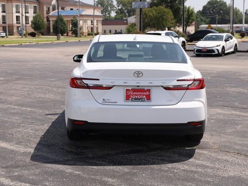 Used 2025 Toyota Camry LE w/ Convenience Package FWD image 6