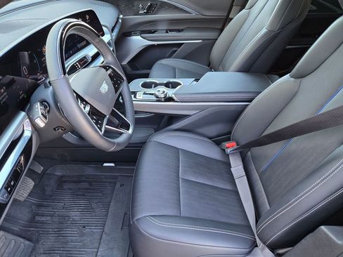 Certified 2025 Cadillac Lyriq Luxury w/ LPO, Floor Liner Package image 11