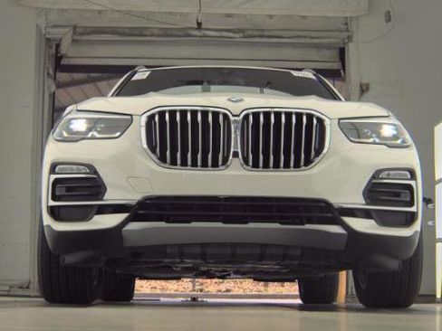 Used 2020 BMW X5 xDrive40i image 3