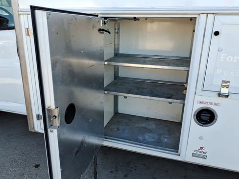 Used 2021 Chevrolet Express 3500 w/ Power Convenience Package image 24