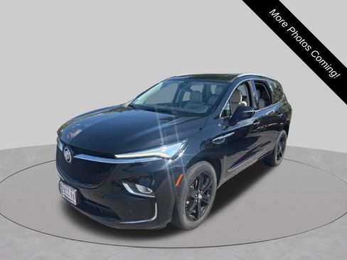 Used 2023 Buick Enclave Essence w/ Experience Buick Package AWD/4WD image 1