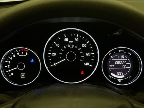 Used 2021 Honda HR-V LX image 13