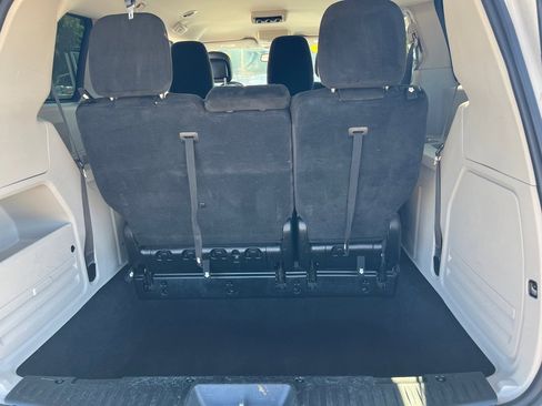 Used 2017 Dodge Grand Caravan SE w/ Power Window Group image 25