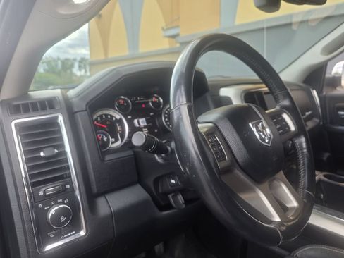 Used 2015 RAM 1500 Laramie w/ Convenience Group AWD/4WD image 13