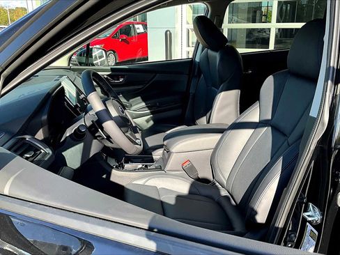 New 2025 Subaru Ascent Bronze Edition image 9