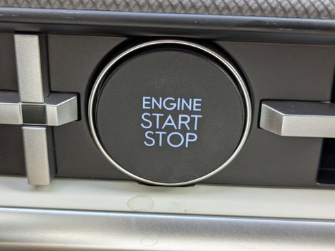 New 2026 Hyundai Santa Fe SE image 27