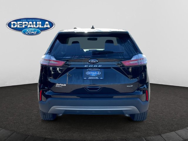 Used 2024 Ford Edge SEL w/ Convenience Package AWD/4WD image 5