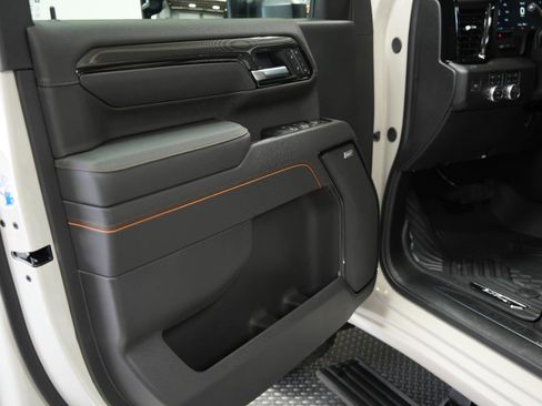 New 2026 GMC Sierra 2500 AT4 w/ AT4 Premium Plus Package AWD/4WD image 24