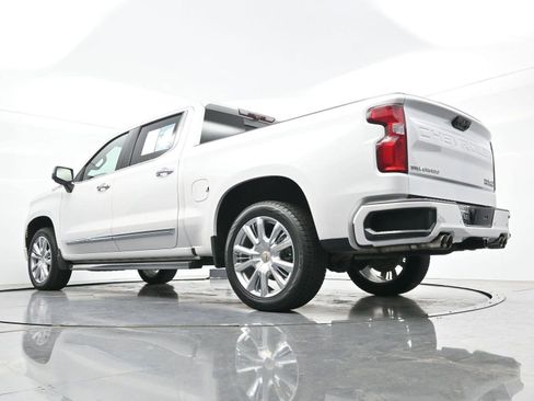 Used 2024 Chevrolet Silverado 1500 High Country w/ High Country Premium Package AWD/4WD image 51