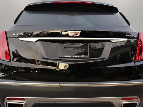 New 2025 Cadillac XT5 Premium Luxury image 4