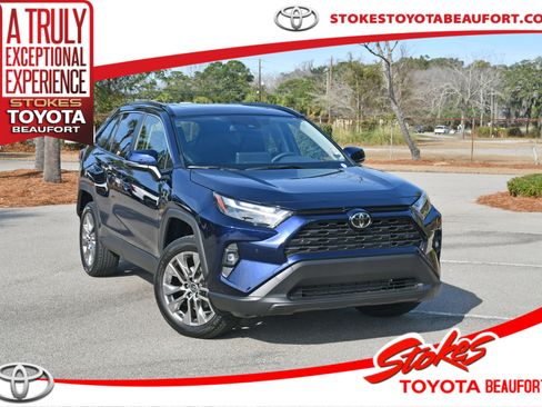 Certified 2025 Toyota RAV4 XLE Premium image 1