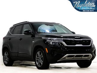 Used 2023 Kia Seltos S video 1