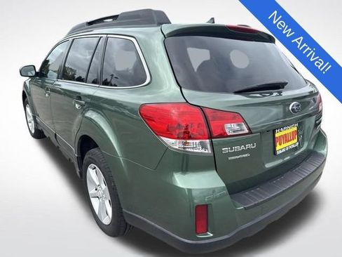Used 2014 Subaru Outback 2.5i Premium w/ Moonroof Package AWD/4WD image 5