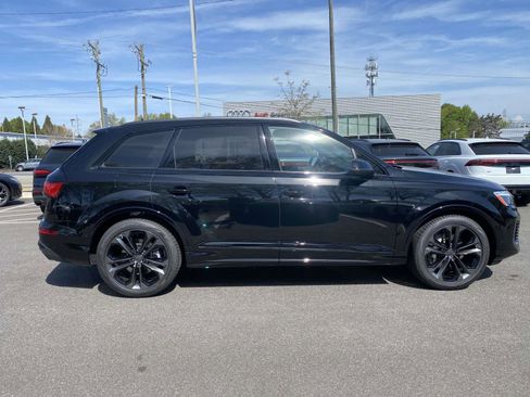 New 2026 Audi Q7 3.0T Premium Plus AWD/4WD image 8