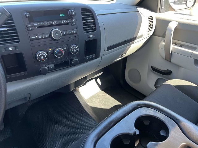 Used 2010 GMC Sierra 1500 W/T w/ Work Truck Preferred Package RWD image 24