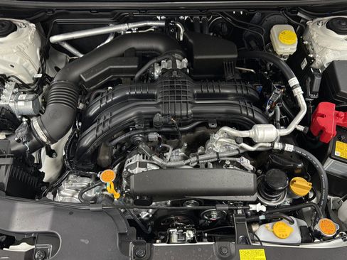 Certified 2025 Subaru Impreza 2.0i image 38