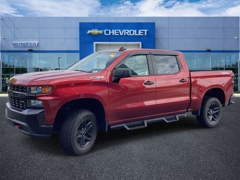 Used 2021 Chevrolet Silverado 1500 Custom Trail Boss w/ LPO, Dark Essentials Package AWD/4WD image 6