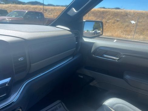 Used 2023 Chevrolet Silverado 1500 ZR2 w/ Technology Package image 25